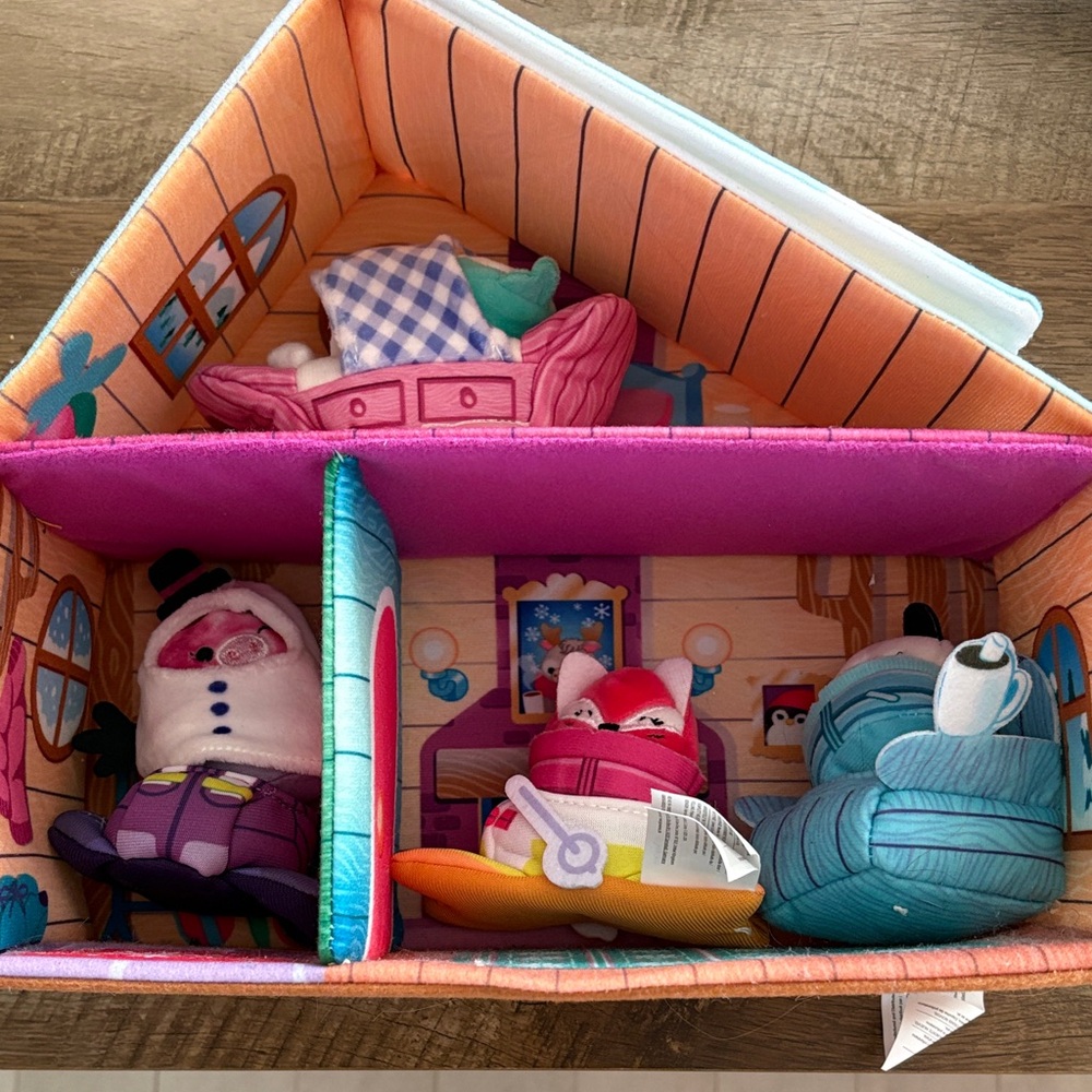 Squishmallows Playhouse with Colorful Plush Figures